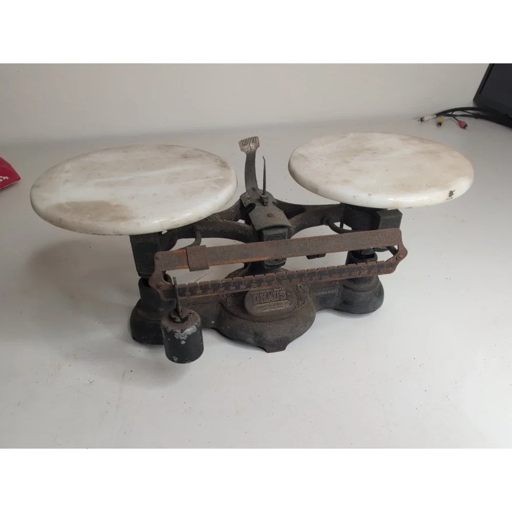 Vintage Ohaus Double Beam Laboratory Beam Balance Scale Two Pan, 2Kg